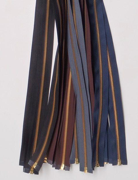 Φερμουάρ 60 cm διαχωριζόμενο, ΡΙΡΙ, με στοιχεία χρυσαφί - ΥΚΚ Vislon